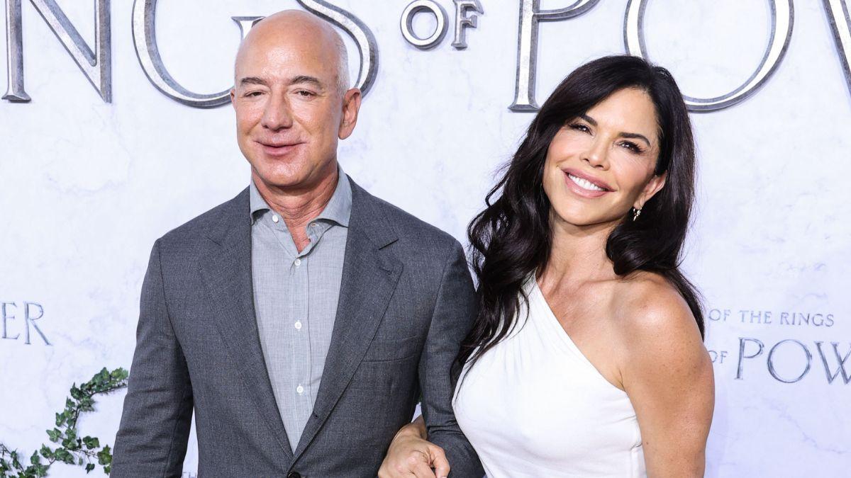 jeff bezos lauren sanchez met gala  roles explained controversy