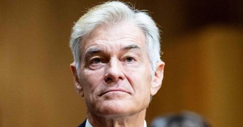 dr mehmet oz helps woman collapse trump rally