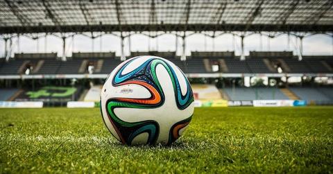 jaclyn main ok split