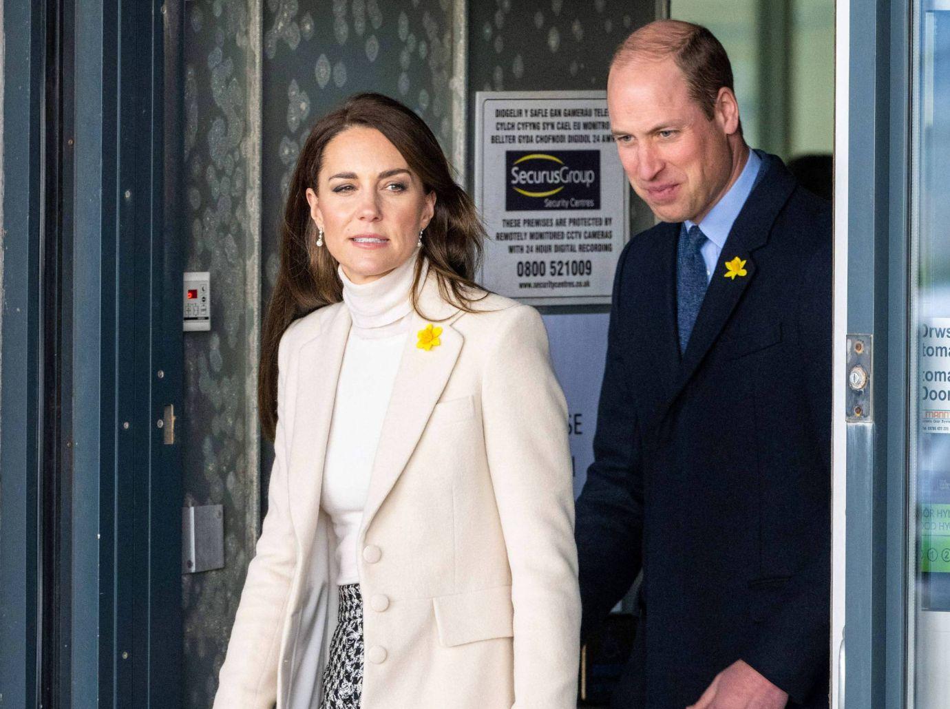 prince william kate middletons th wedding anniversary bittersweet cancer