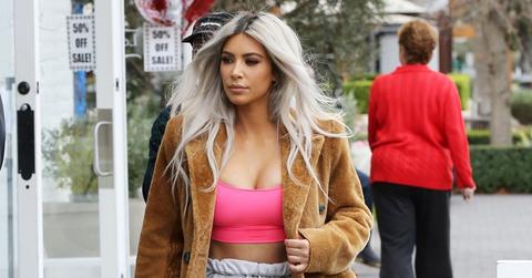 Kim kardashian shopping flowers