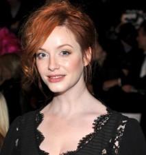 2010__02__christina.hendricks1 213×225.jpg