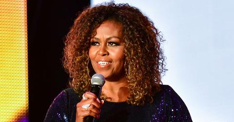 Michelle-Obama-Sasha-Malia-First-Kiss-PP