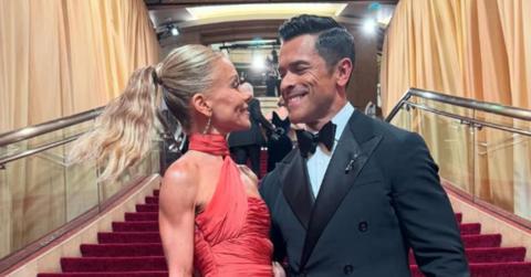 Photo of Kelly Ripa and Mark Consuelos