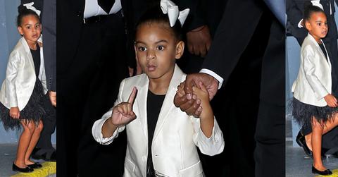 Wide blue ivy no photos