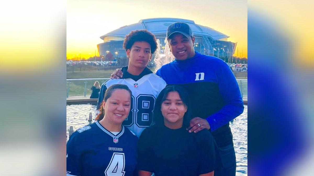 image of The pair were still living together despite no longer being together.