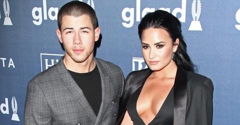 Nick jonas demi lovato helicopter