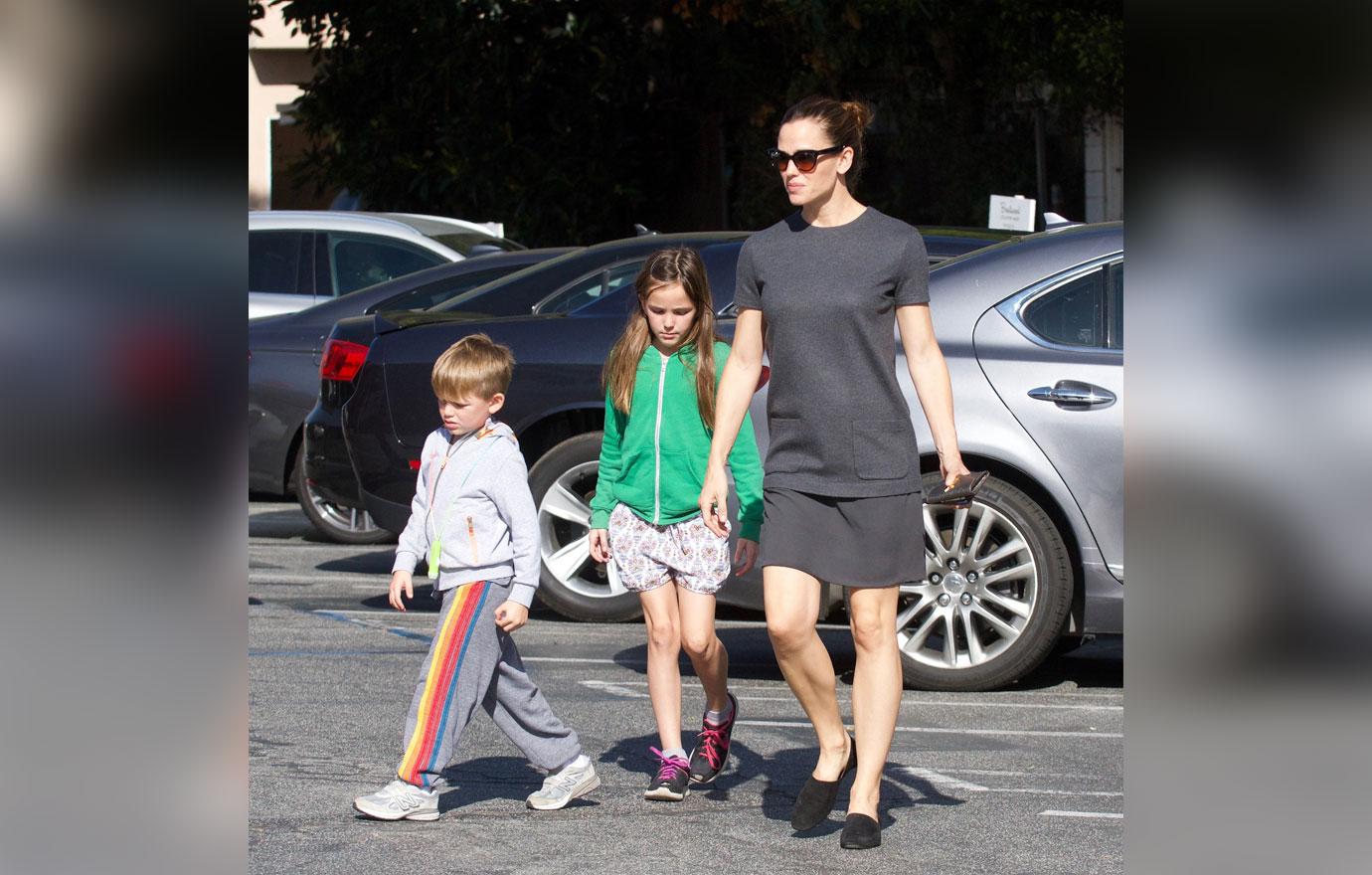 Jennifer Garner heads to church with her kids and then heads out to lunch in Los Angeles, CA