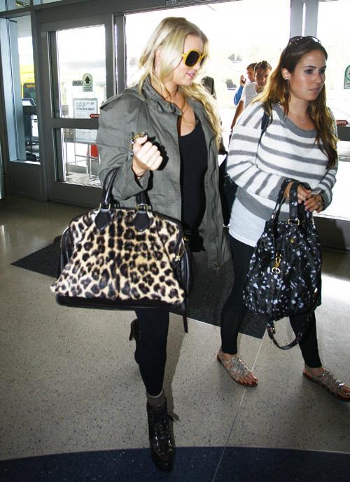 Jessica simpson10232011e_0_ _1.jpg