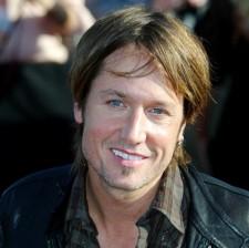 2009__12__wenn2671543 225×224.jpg