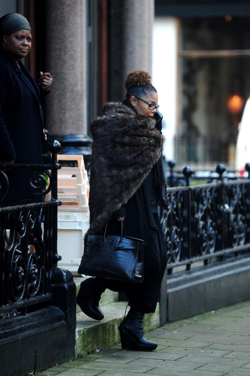 Janet Jackson Pregnant Baby Son Weight Gain 05