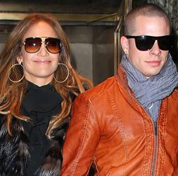 Jennifer lopez casper smart july3 rm.jpg