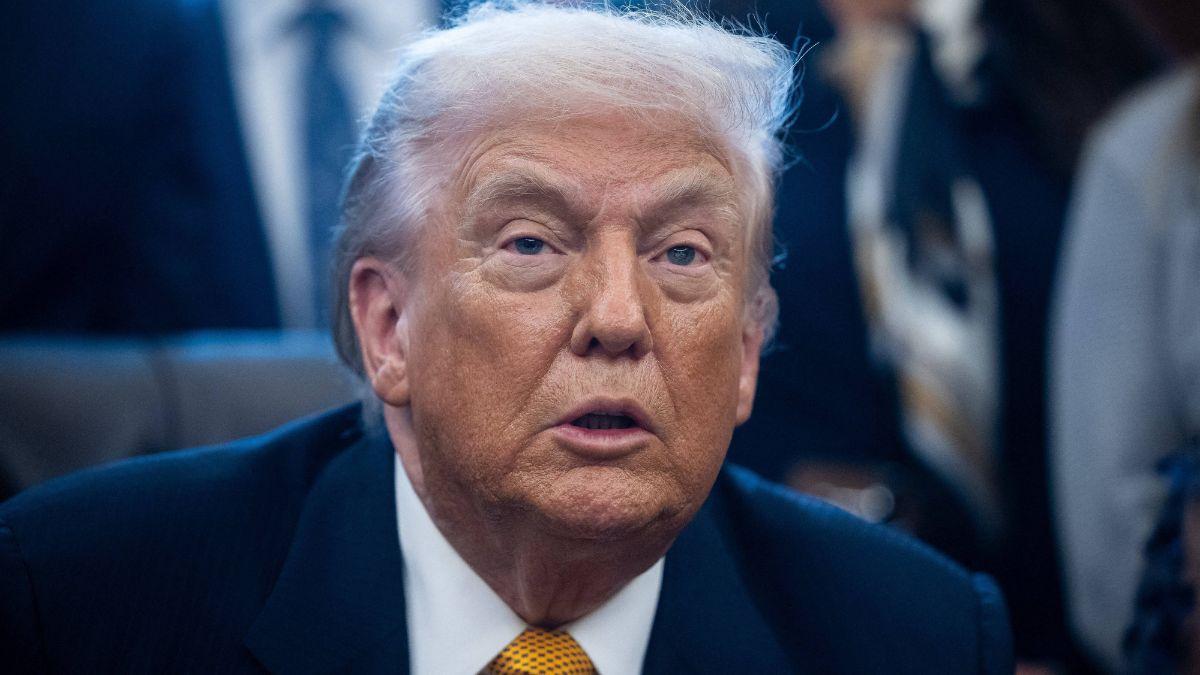 donald trump creepy email supporters mocked