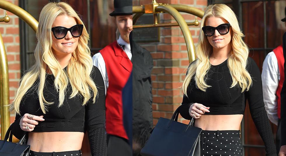 Jessica Simpsons Today Show Wardrobe Malfunction Why Were All Talking About It - 684v1vt