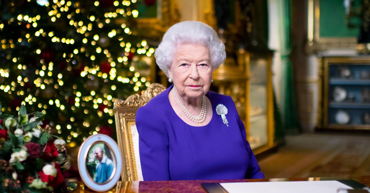 queen elizabeth ii cancels christmas party royal family covid  concern ok