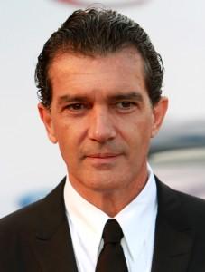 2010__08__okmagazine horoscopes antoniobanderas 227&#215;300.jpg