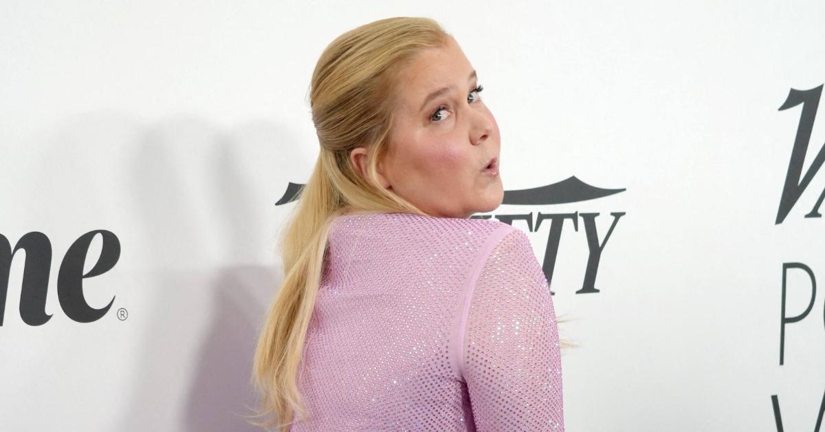 Amy Schumer Posts Strange Photo Lying Down At The Gynecologist