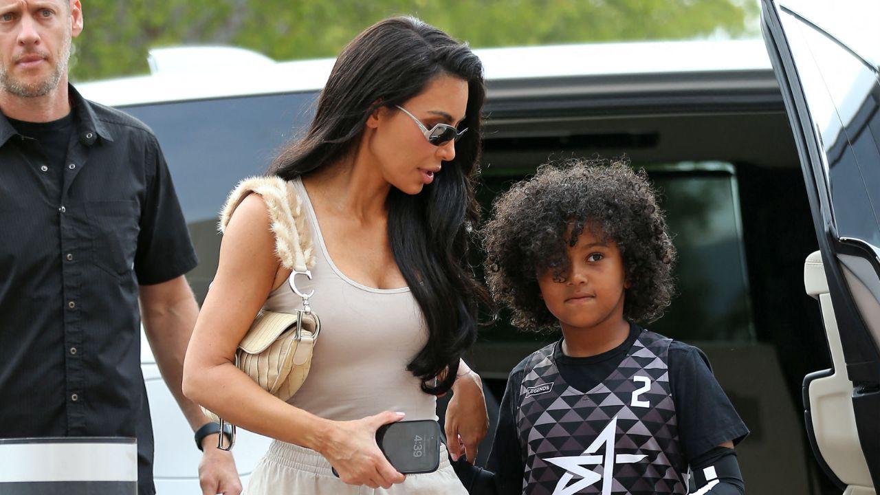 kim kardashian home invasion burglar breaks into  million mansion