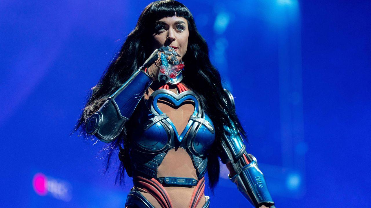 Image of Perry performing on stage.
