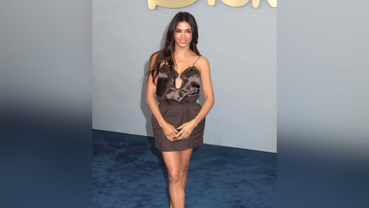 image of Jenna Dewan said she does not know how to ballroom dance and described the discipline as a different technique.