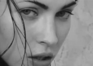 2011__02__Megan_Fox_Armani_Feb24newsnea 300×213.jpg