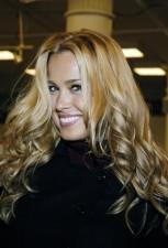 2007__12__77937006 153×225.jpg