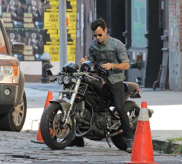 Justin Theroux riding his motorbike in New York