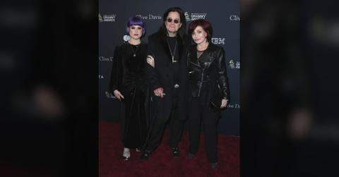 Photo of Kelly Osbourne, Ozzy Osbourne and Sharon Osbourne.