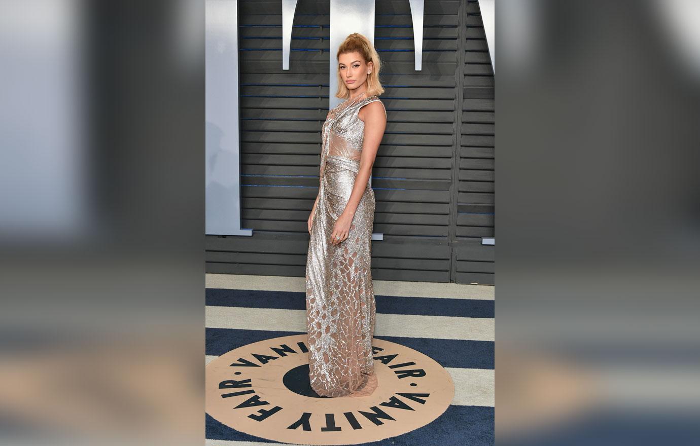 Hailey Baldwin in Forevermark Diamonds at the 2018 Vanity Fair Oscars Party