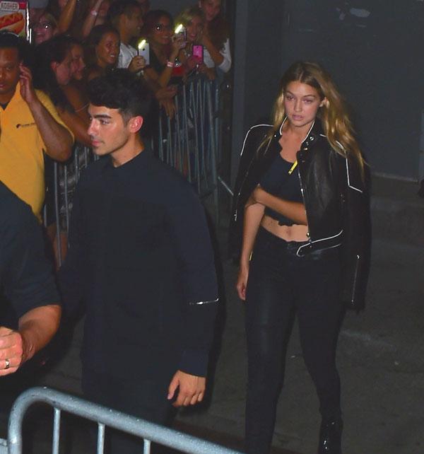 Gigi hadid color coordinate boyfriends