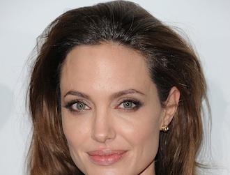 Angelina_jolie_dec9.jpg