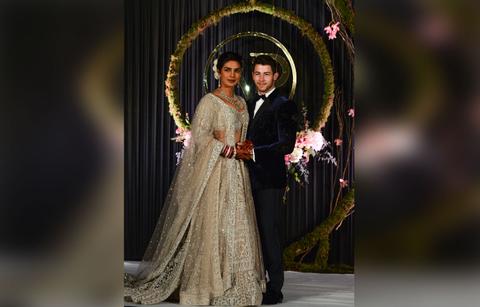 oe Jonas & Sophie Turner Defend Priyanka Amid ‘Scam Artist’ Scandal