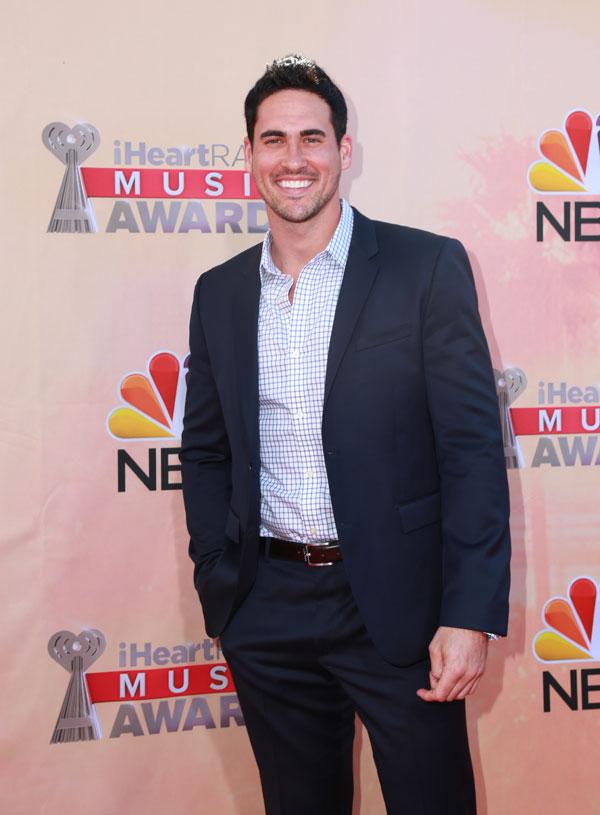 Josh murray doesnt miss andi dorfman 06