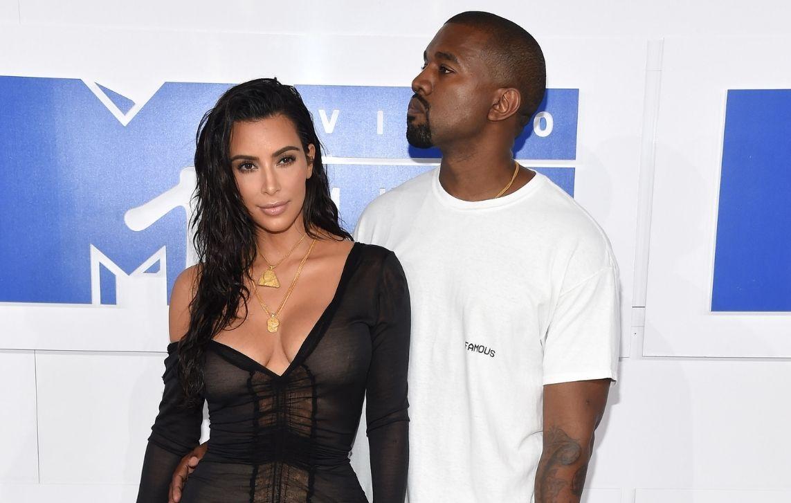 kim kardashian trying ignore kanye west pleas get back together