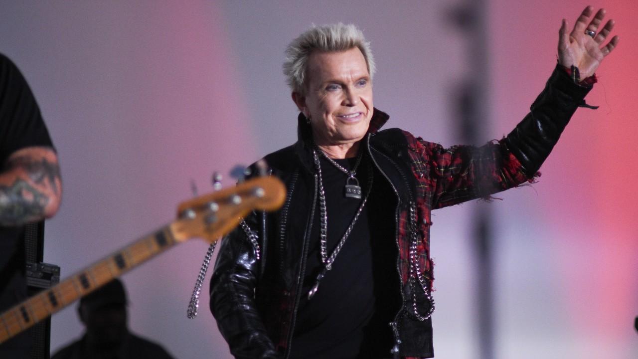 Image of Billy Idol joined Cretin Family, featuring members of Green Day, Blink-182 and Rancid, for the final songs of the night.