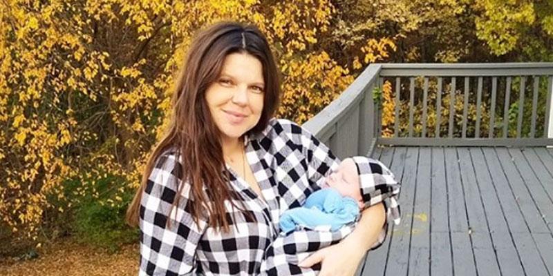 Amy Duggar Breastfeeding PP