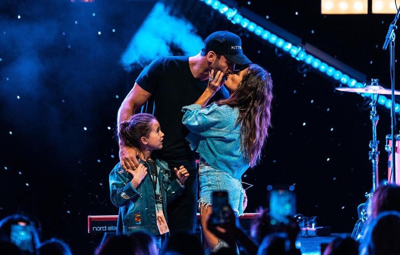 Jessie James, Eric Decker 'Finally' Got Bedroom Door Lock