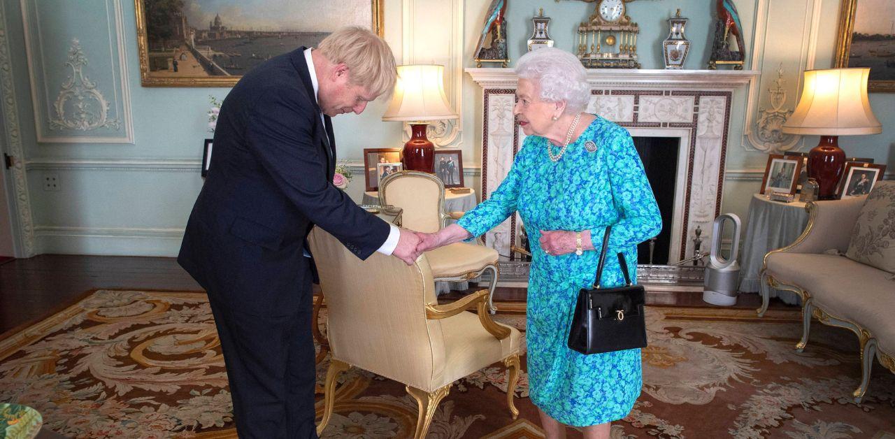 queen elizabeth annoyed boris johnson dog murdered swan