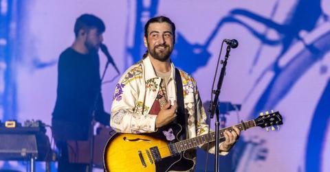 Photo of Noah Kahan.