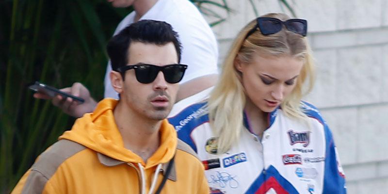 Joe Jonas & Fiancee Sophie Turner Arrive in Barcelona!: Photo