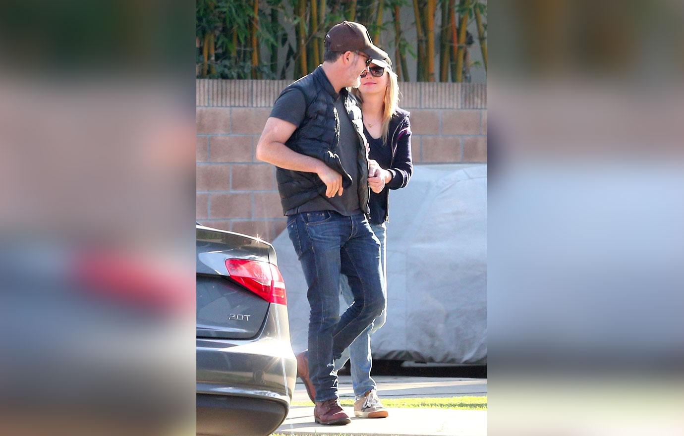 Anna faris boyfriend house hunting