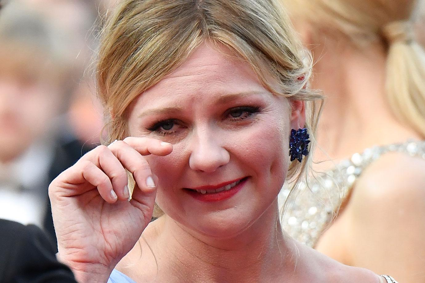 Kirsten Dunst Crying Cannes Film Festival Beguiled Photos 05