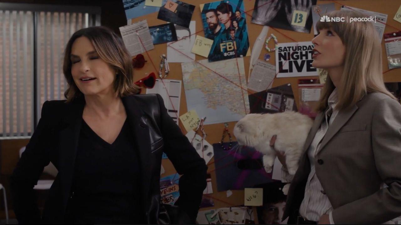 photo of Taylor Swift's cat, who was named after Mariska Hargitay's 'Law & Order' character, also made a cameo.