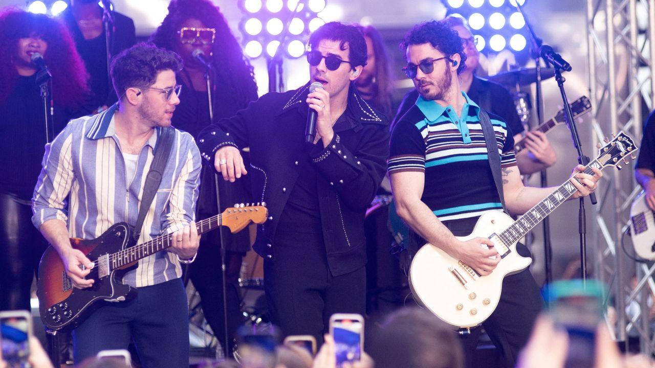 Image of Joe Jonas sharing which brother drives him crazy on tour.