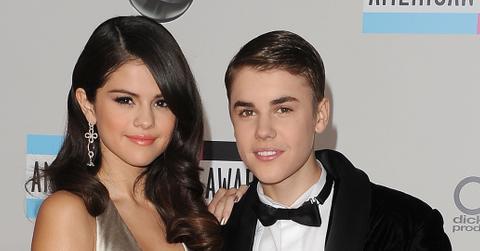 2011 American Music Awards – Arrivals