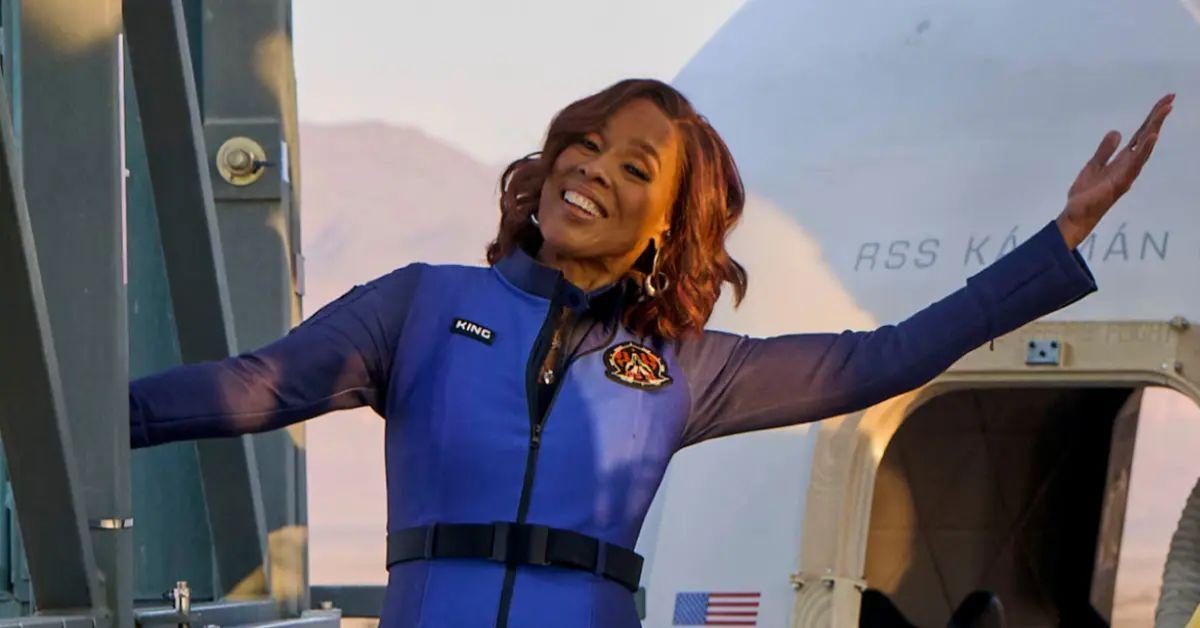 image of Gayle King flew to space in April 2025.