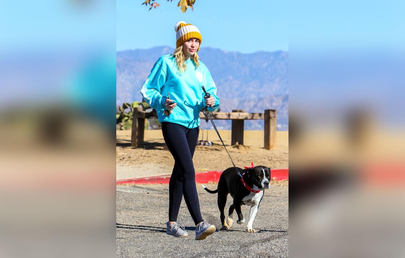 *EXCLUSIVE* Miley Cyrus and Mary Jane start their week with a Hike!