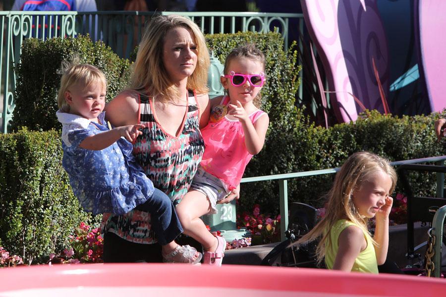 Leah messer kids disney 03