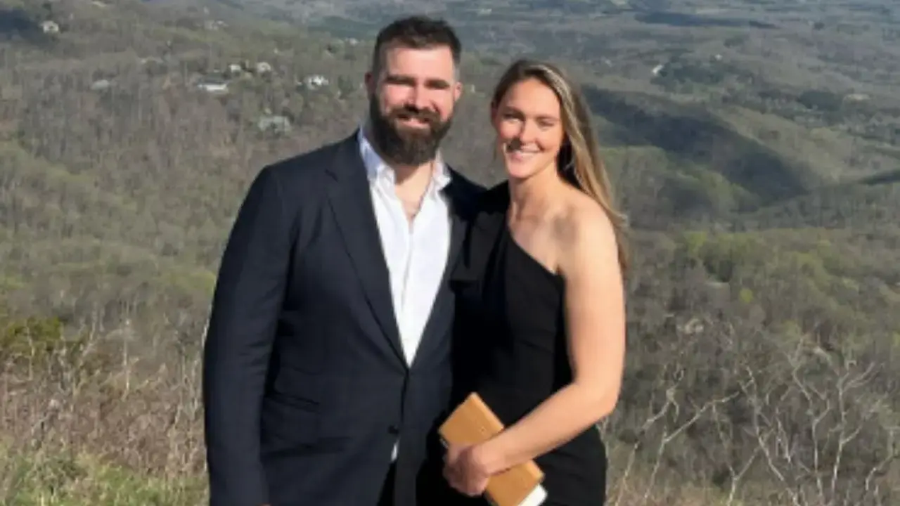 Image of Kylie Kelce praised the lawyers, nurses and educators she met through the Eagles community.