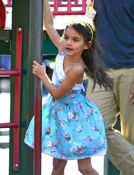 Happy Birthday Suri Cruise Her Best Outfits And Funniest Faces Ever 